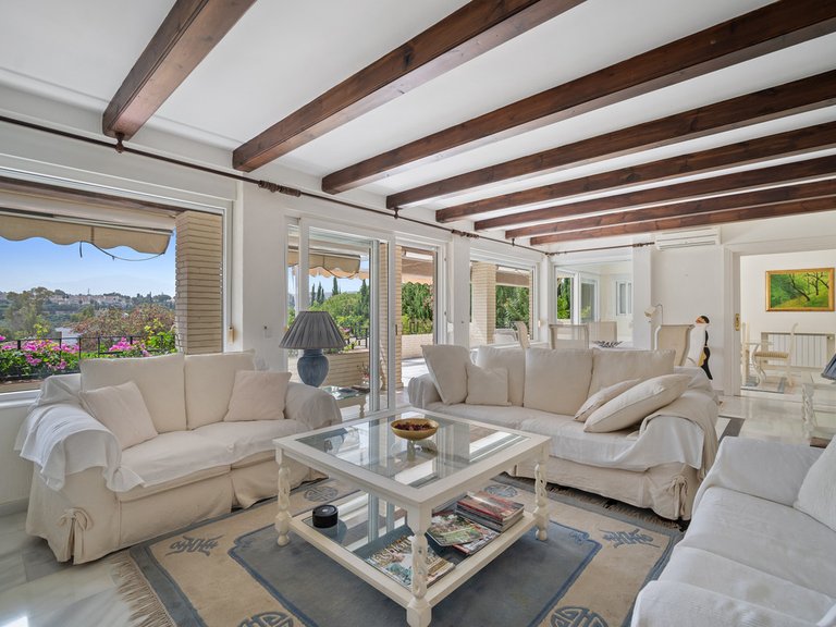 Villa for Sale in Guadalmina Alta, Marbella Area 4