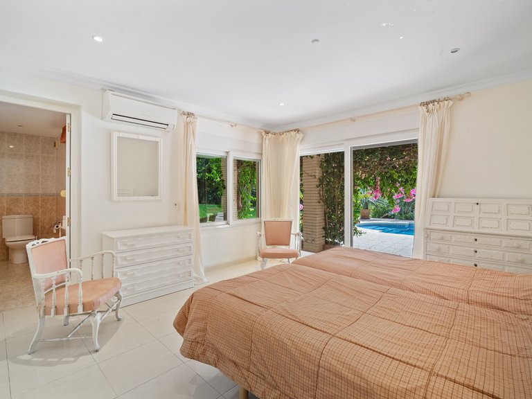 Villa for Sale in Guadalmina Alta, Marbella Area 14