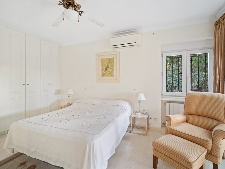 Villa for Sale in Guadalmina Alta, Marbella Area 18