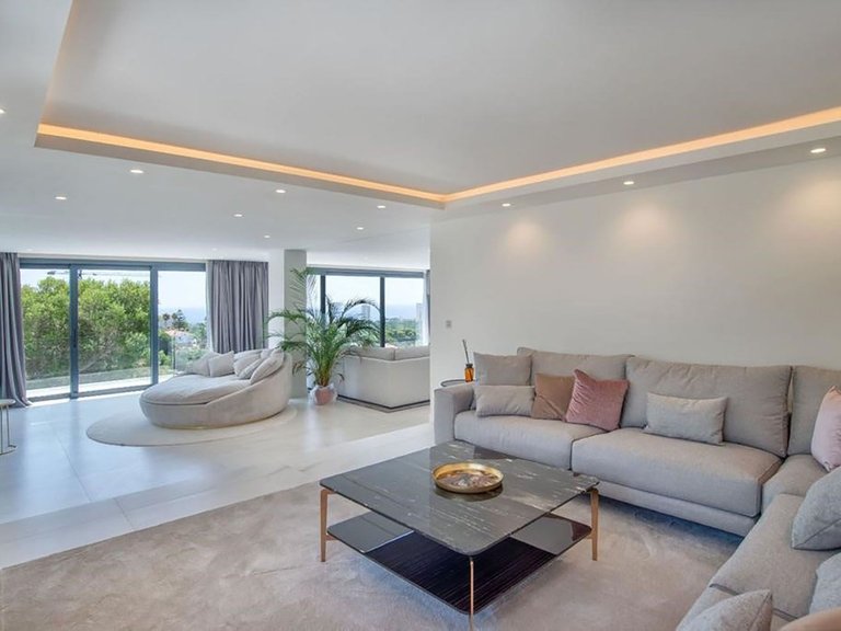 Villa for Sale in Elviria, Marbella Area 7