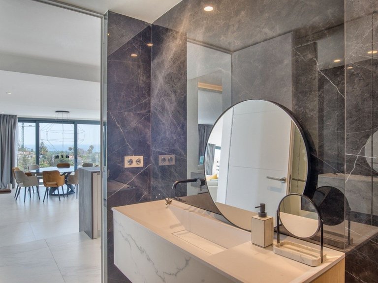 Villa for Sale in Elviria, Marbella Area 12