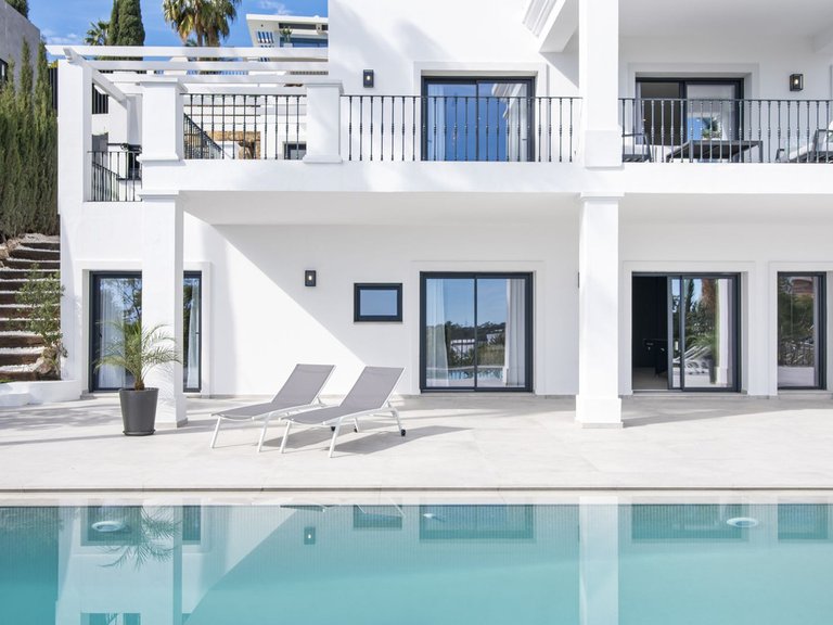 Villa for Sale in Los Flamingos, Marbella Area 3