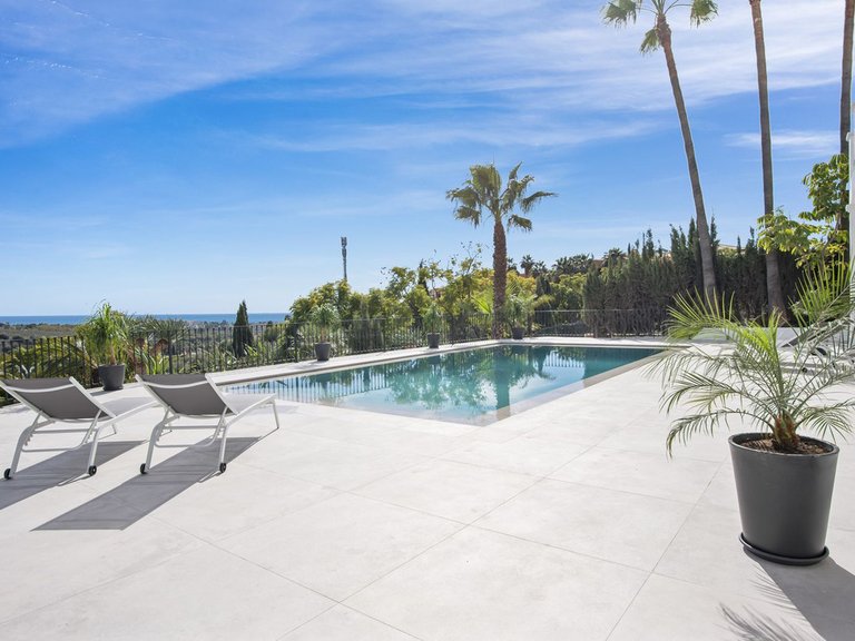 Villa for Sale in Los Flamingos, Marbella Area 5