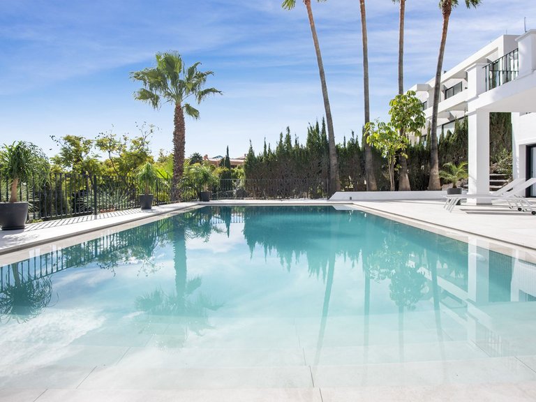 Villa for Sale in Los Flamingos, Marbella Area 7