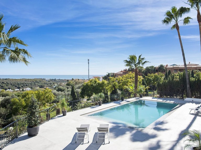 Villa for Sale in Los Flamingos, Marbella Area 8