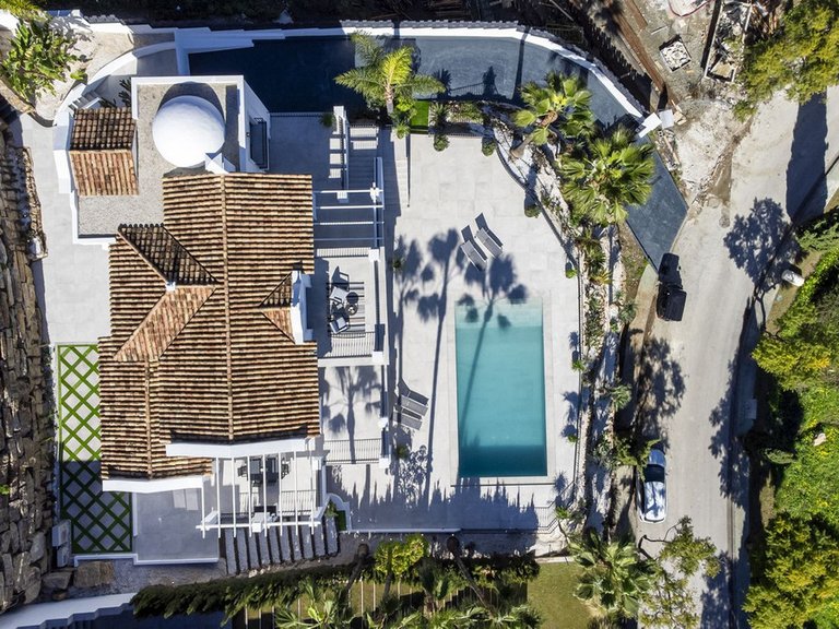 Villa for Sale in Los Flamingos, Marbella Area 13
