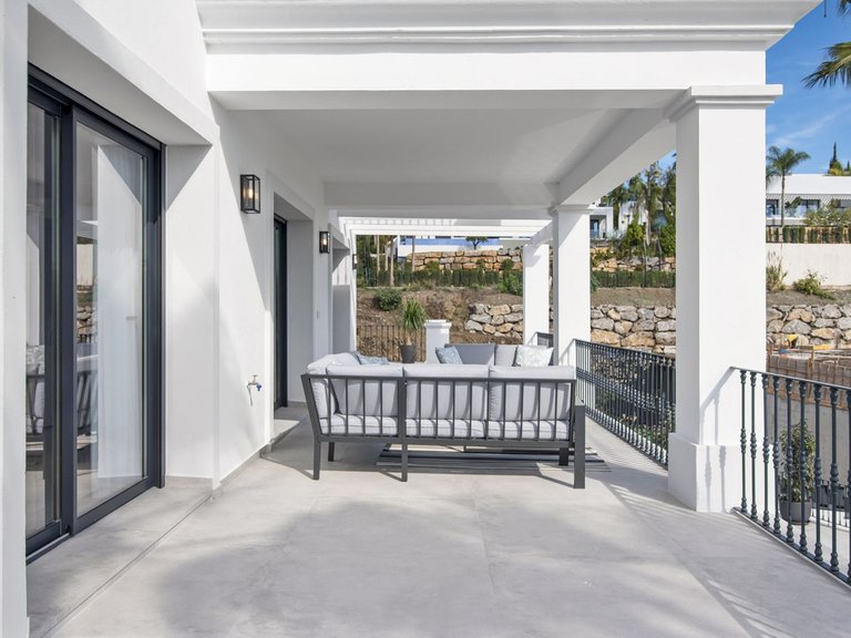 Villa for Sale in Los Flamingos, Marbella Area 18