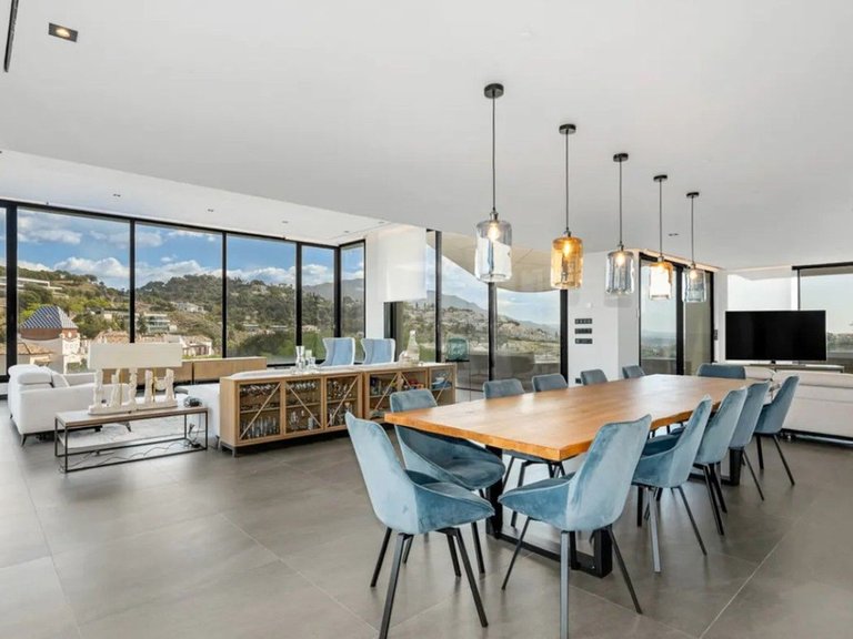 Villa for Sale in Los Arqueros, Marbella Area 15