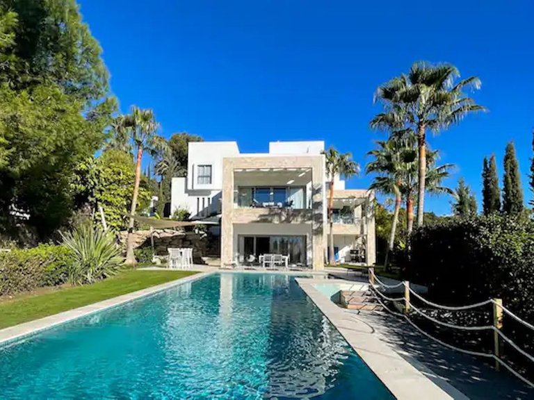 Villa for Sale in Benahavís, Marbella Area 3