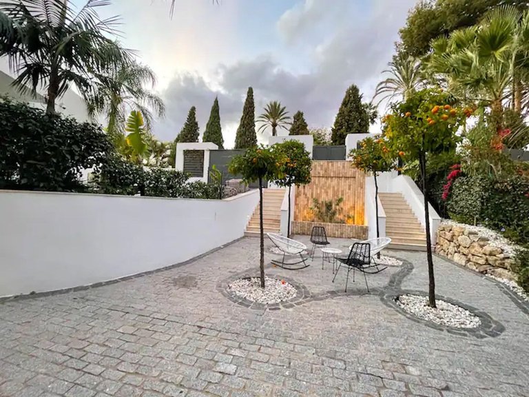 Villa for Sale in Benahavís, Marbella Area 8