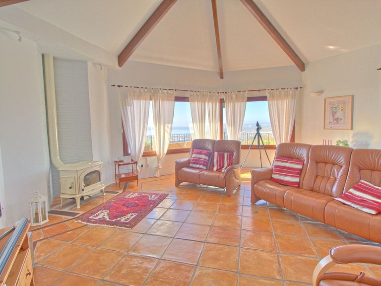 Villa for Sale in Estepona, Marbella Area 8