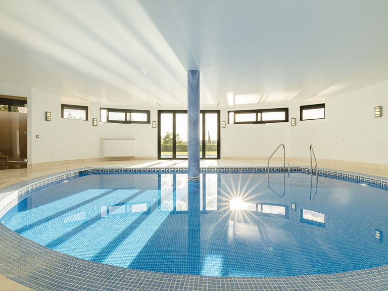 Villa for Sale in Benahavís, Marbella Area 6