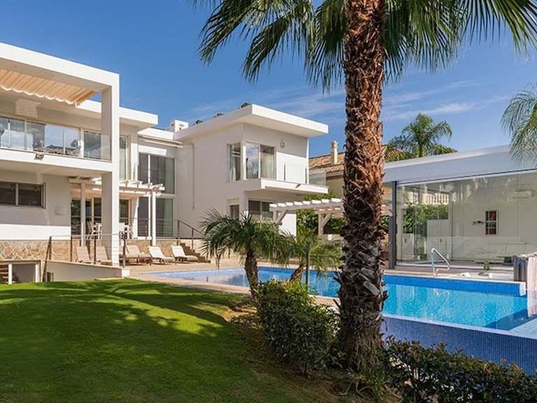 Villa for Sale in Nueva Andalucía, Marbella Area 2