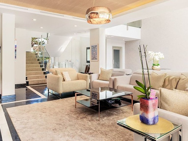 Villa for Sale in Nueva Andalucía, Marbella Area 4