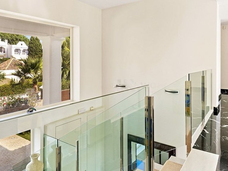 Villa for Sale in Nueva Andalucía, Marbella Area 12