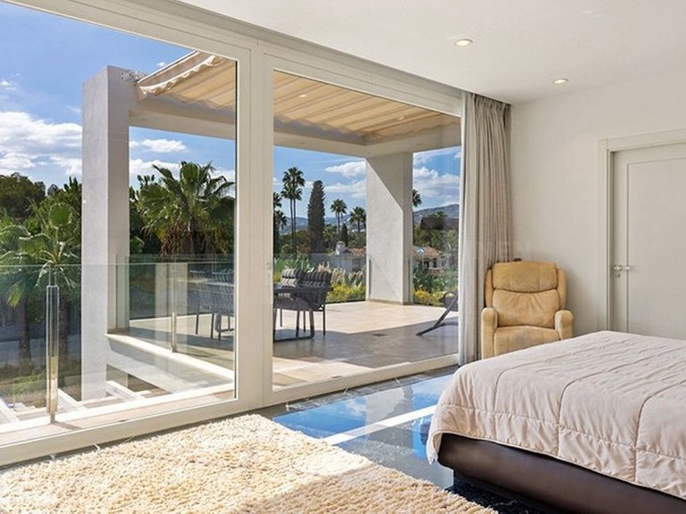 Villa for Sale in Nueva Andalucía, Marbella Area 13