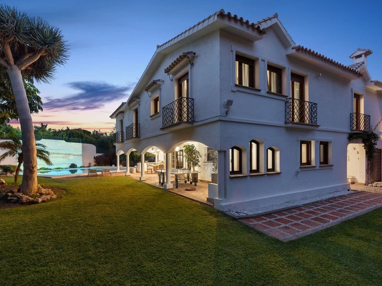 Villa for Sale in Guadalmina Baja, Marbella Area 2