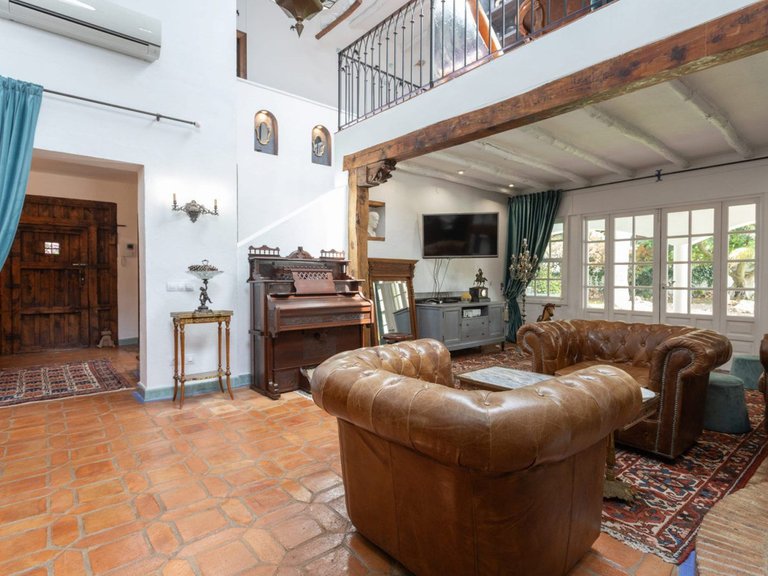 Villa for Sale in Guadalmina Baja, Marbella Area 14