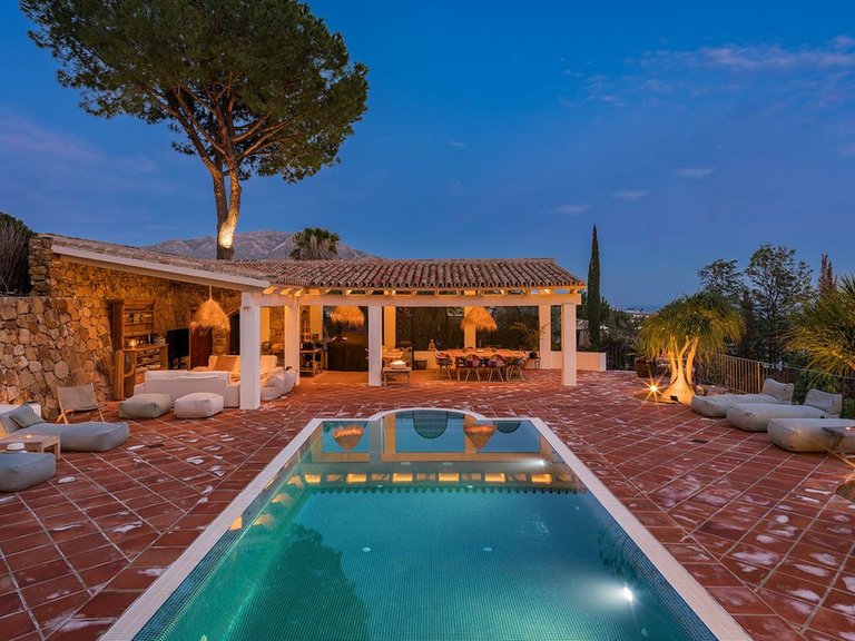 Villa for Sale in El Madronal, Marbella Area 6