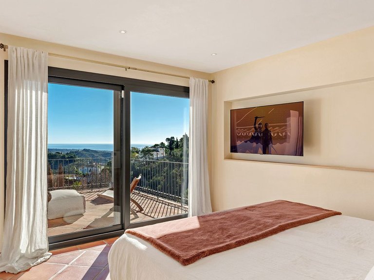 Villa for Sale in El Madronal, Marbella Area 20