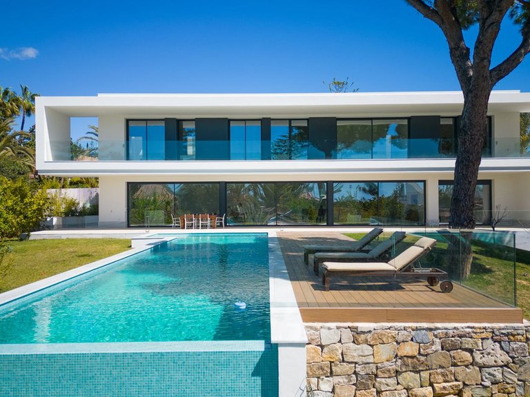 Villa for Sale in Marbesa, Marbella Area 1
