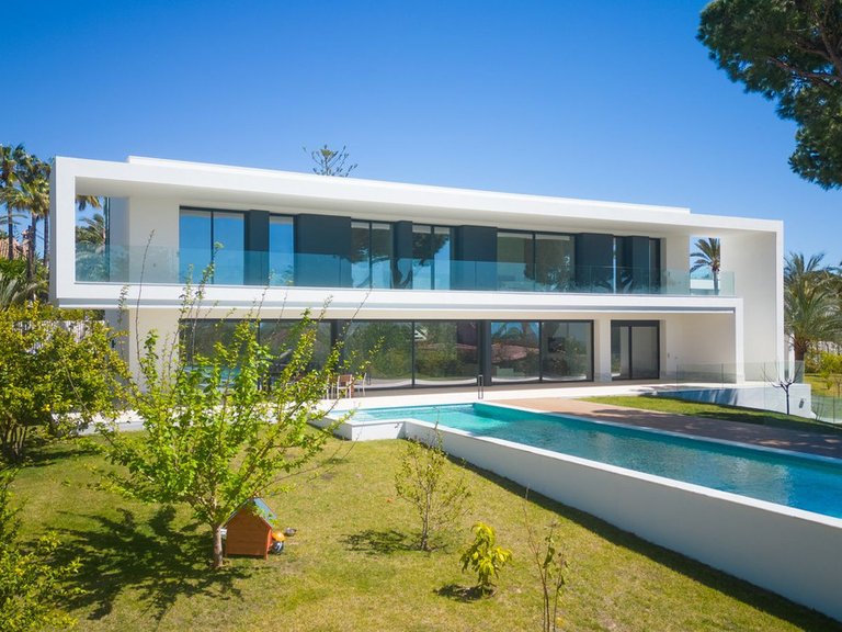 Villa for Sale in Marbesa, Marbella Area 3