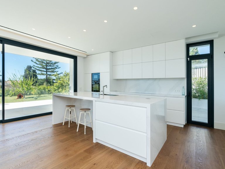 Villa for Sale in Marbesa, Marbella Area 12