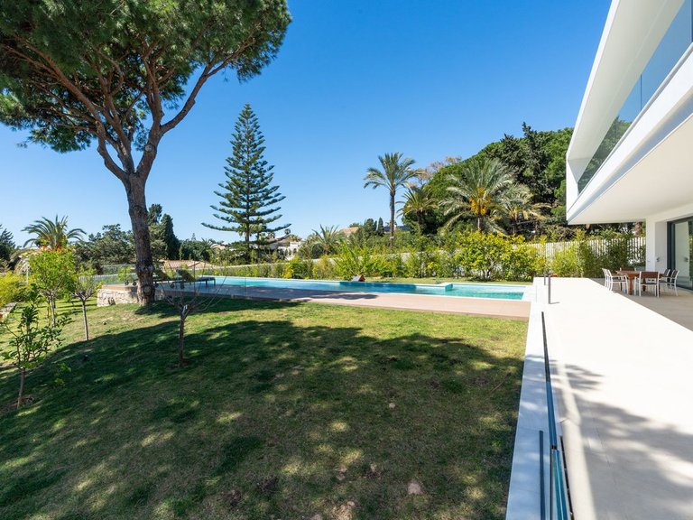 Villa for Sale in Marbesa, Marbella Area 15