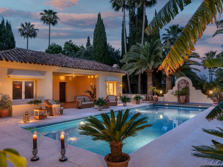 Villa for Sale in Sotogrande Alto, Marbella Area 7
