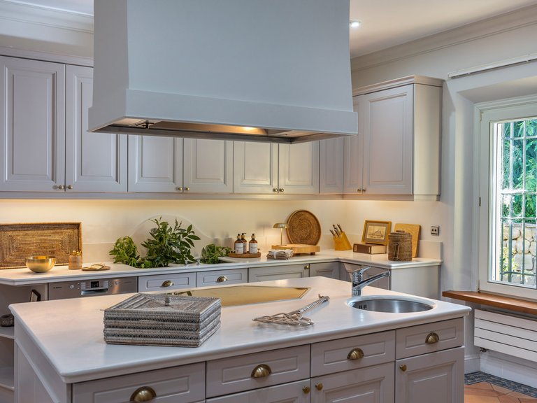 Villa for Sale in Sotogrande Alto, Marbella Area 16