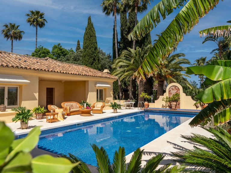 Villa for Sale in Sotogrande Alto, Marbella Area 20