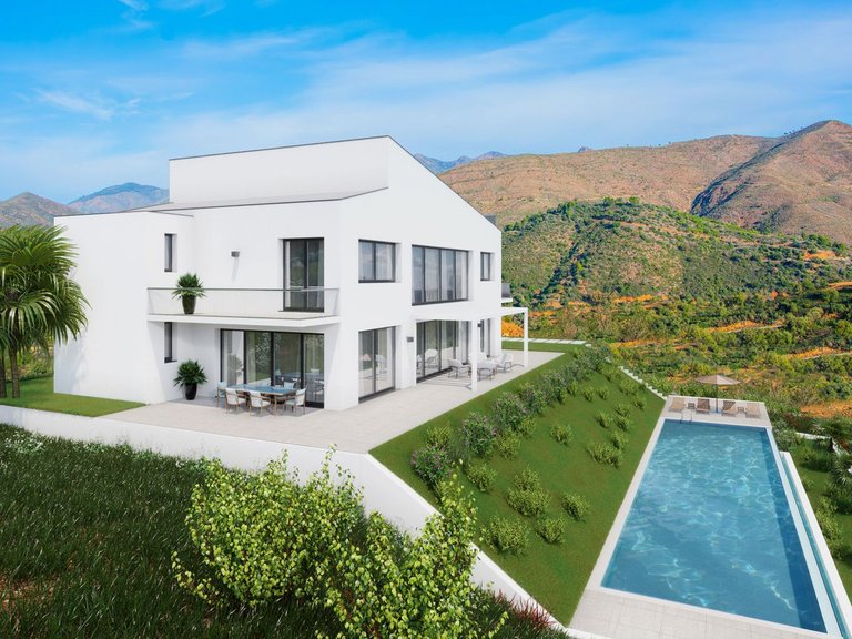 Villa for Sale in La Mairena, Marbella Area 4