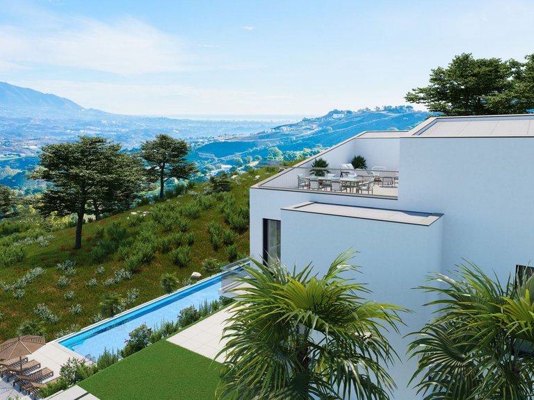 Villa for Sale in La Mairena, Marbella Area 6