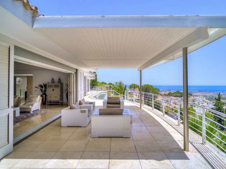 Villa for Sale in El Madroñal, Marbella Area 7