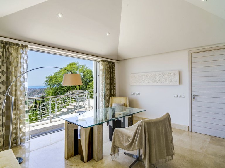 Villa for Sale in El Madroñal, Marbella Area 18