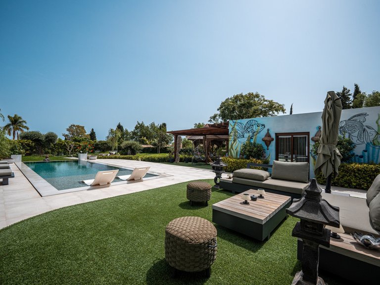 Villa for Sale in Benahavís, Marbella Area 16