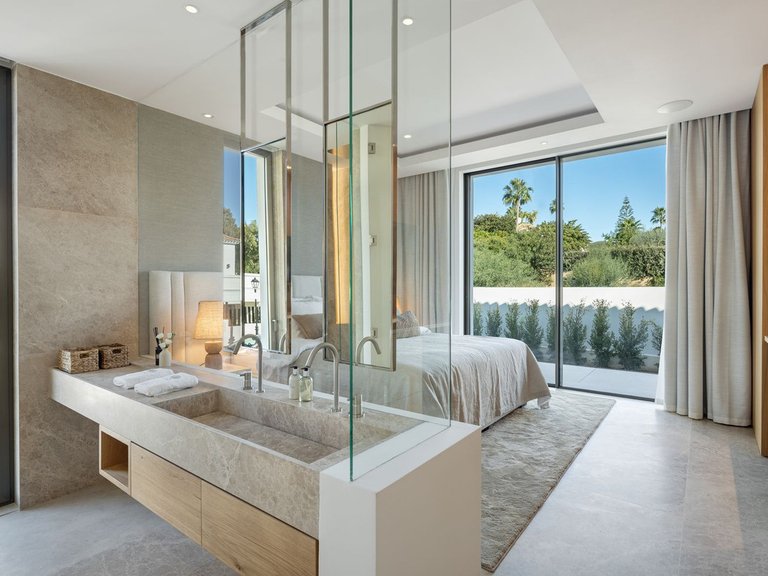 Villa for Sale in Nueva Andalucía, Marbella Area 10