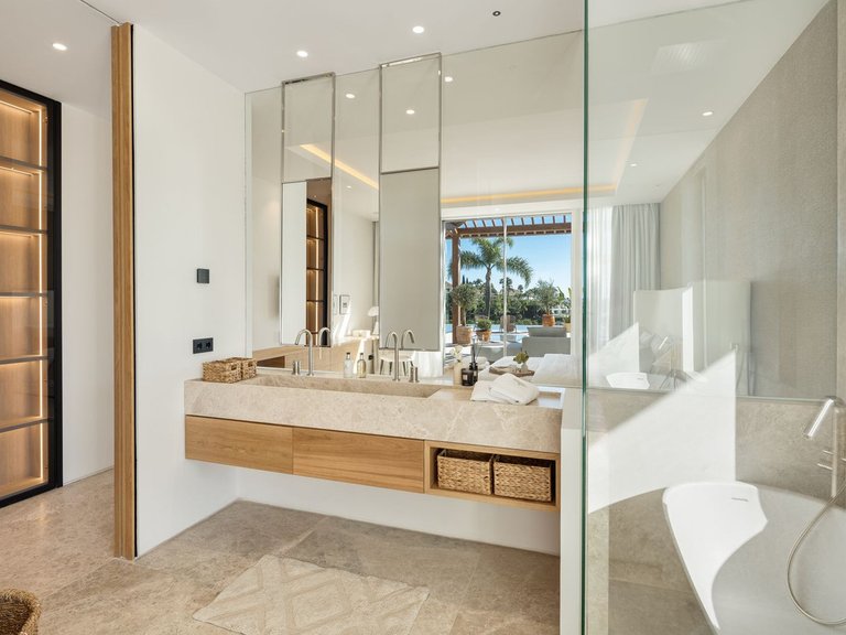 Villa for Sale in Nueva Andalucía, Marbella Area 17