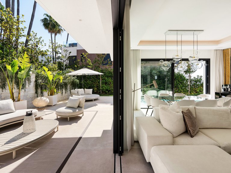 Villa for Sale in Sierra Blanca, Marbella Area 12