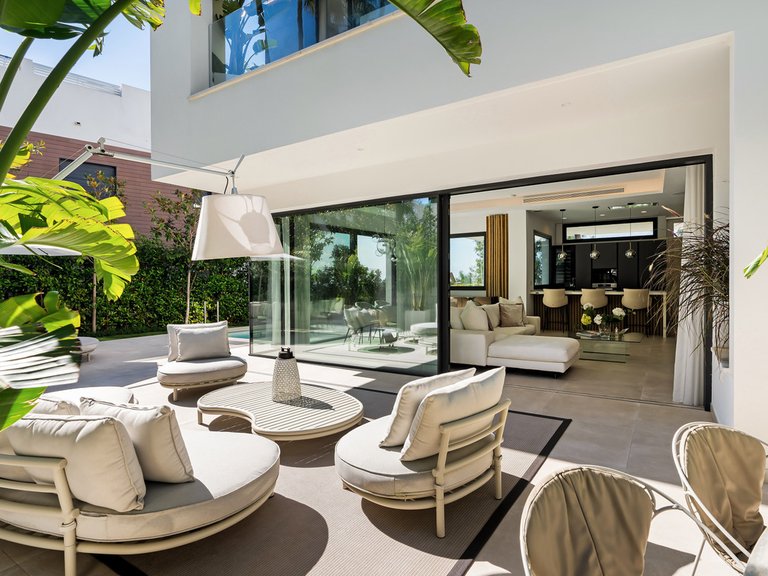 Villa for Sale in Sierra Blanca, Marbella Area 14