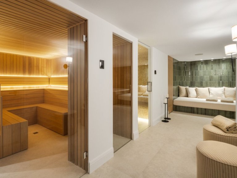 Villa for Sale in Nueva Andalucía, Marbella Area 8