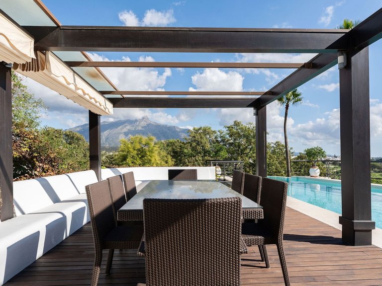 Villa for Sale in Nueva Andalucía, Marbella Area 7