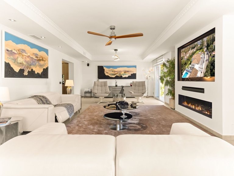Villa for Sale in Atalaya, Marbella Area 7