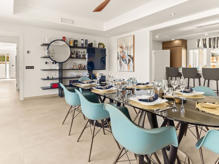 Villa for Sale in Atalaya, Marbella Area 12