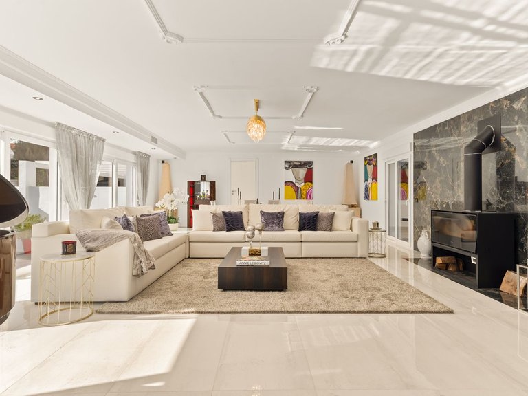 Villa for Sale in Atalaya, Marbella Area 13