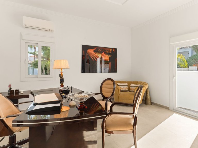 Villa for Sale in Atalaya, Marbella Area 15