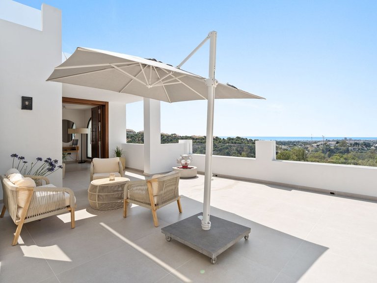 Villa for Sale in Nueva Andalucía, Marbella Area 18