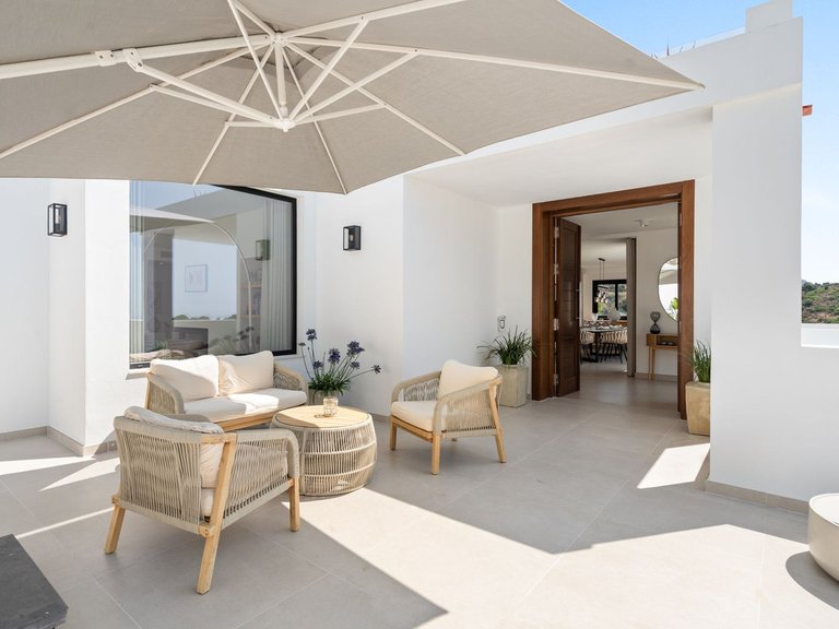 Villa for Sale in Nueva Andalucía, Marbella Area 19