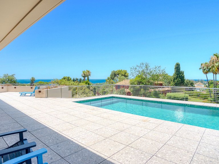 Villa for Sale in Elviria, Marbella Area 3