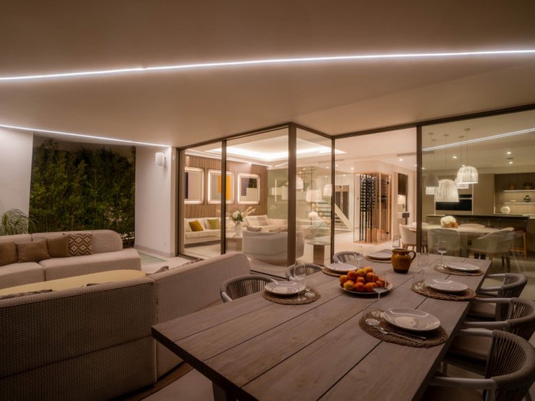 Villa for Sale in Nueva Andalucía, Marbella Area 1